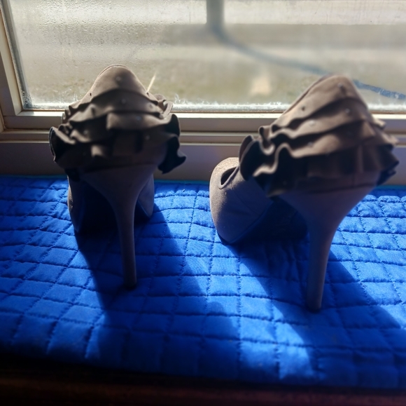 Size 9 New Deep lavender Rogue heels - Picture 5 of 5